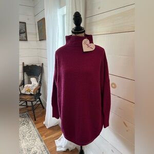 Buddy Love Women's Fuschia Sweater, sz medium, NWT, high collar, boutique